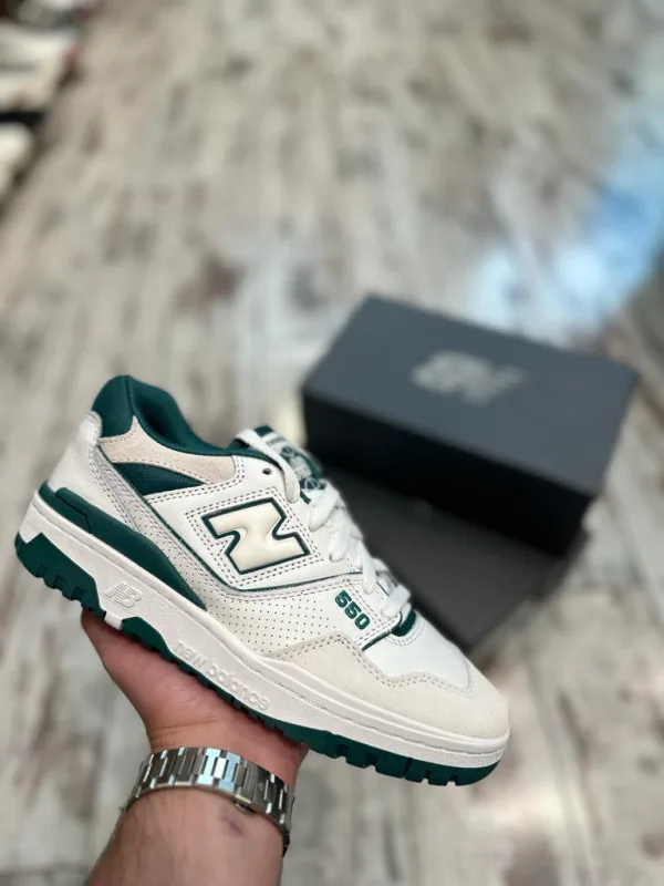 נעלי NEW BALANCE 550 -  לבן ירוק