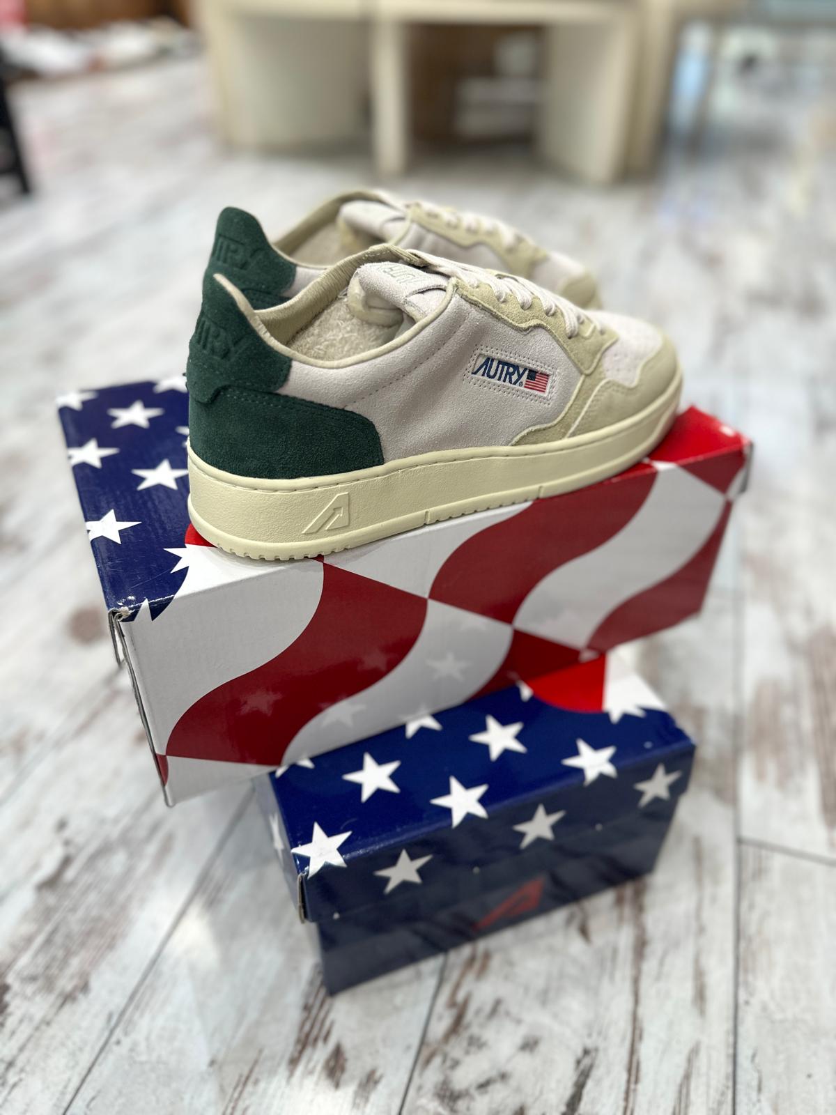 נעלי - AUTRY - לבן שמנת ירוק – תמונה 3